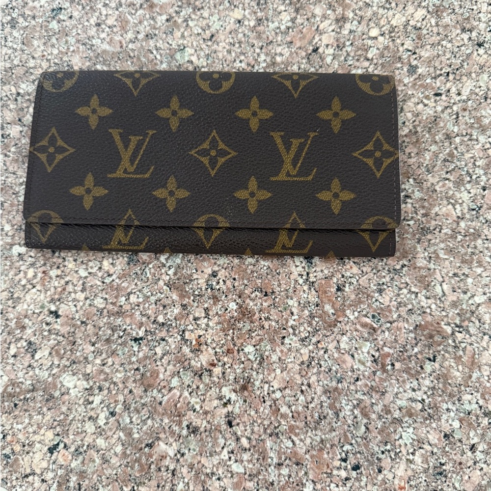 LOUIS VUITTON Porte Yen 3 Carte Credit Monogram Wallet